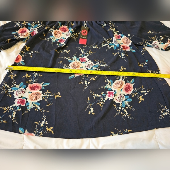 NWT Rosegal Blue Floral 🌺 adjustable off-the-shoulder blouse (4X) / Sz 20) 💙🌺 - Picture 15 of 16